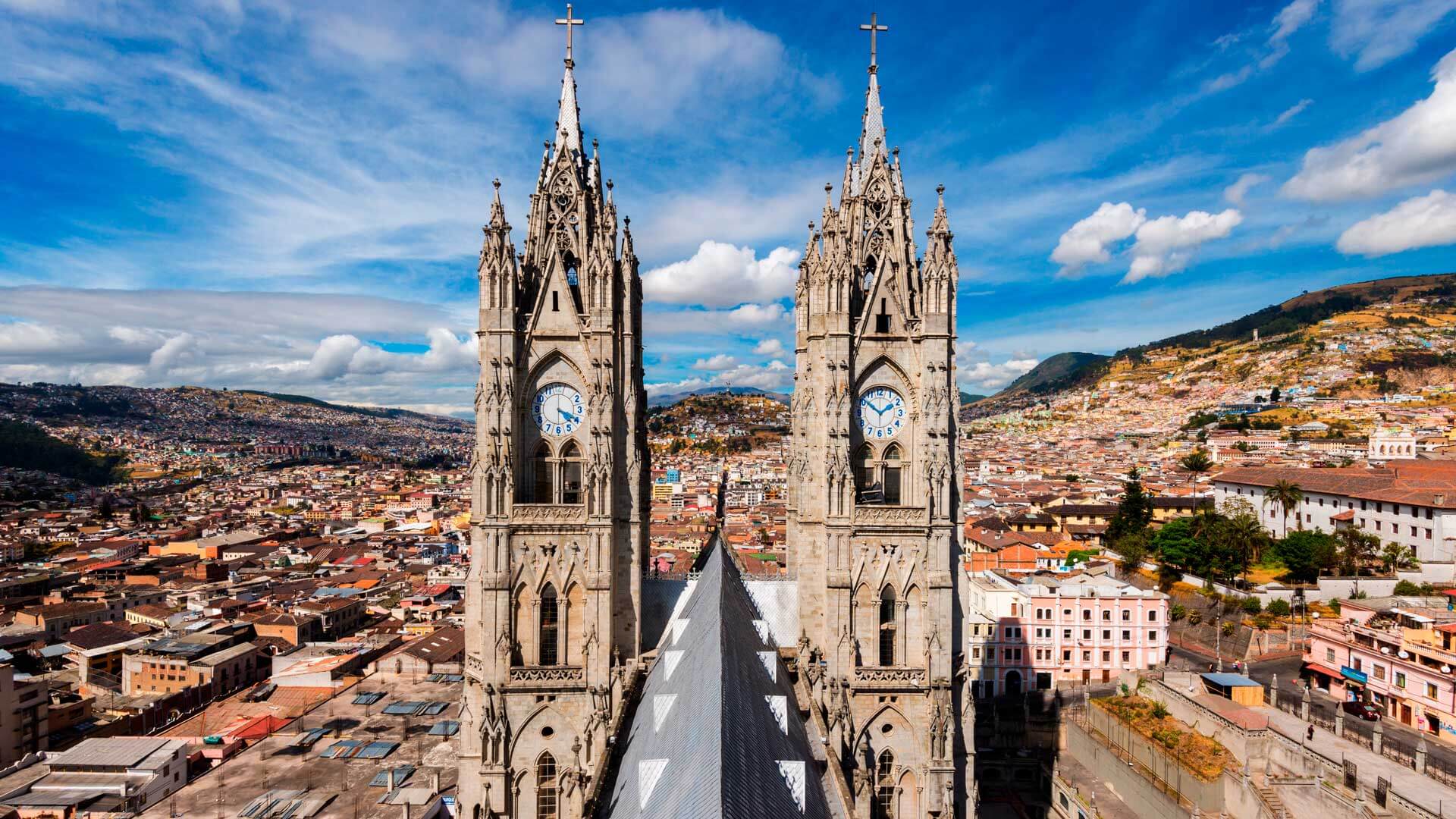Basílica del Voto Nacional de Quito Basílica del Voto Nacional de Quito