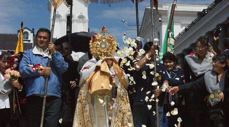 SEXTO DÍA<br/>Procesión eucarística
