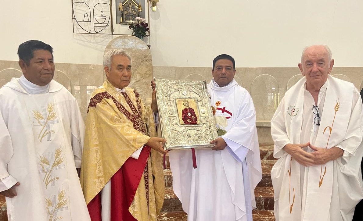 El Evangeliario recorrió la Diócesis de Santa Elena: un camino de fe y de esperanza