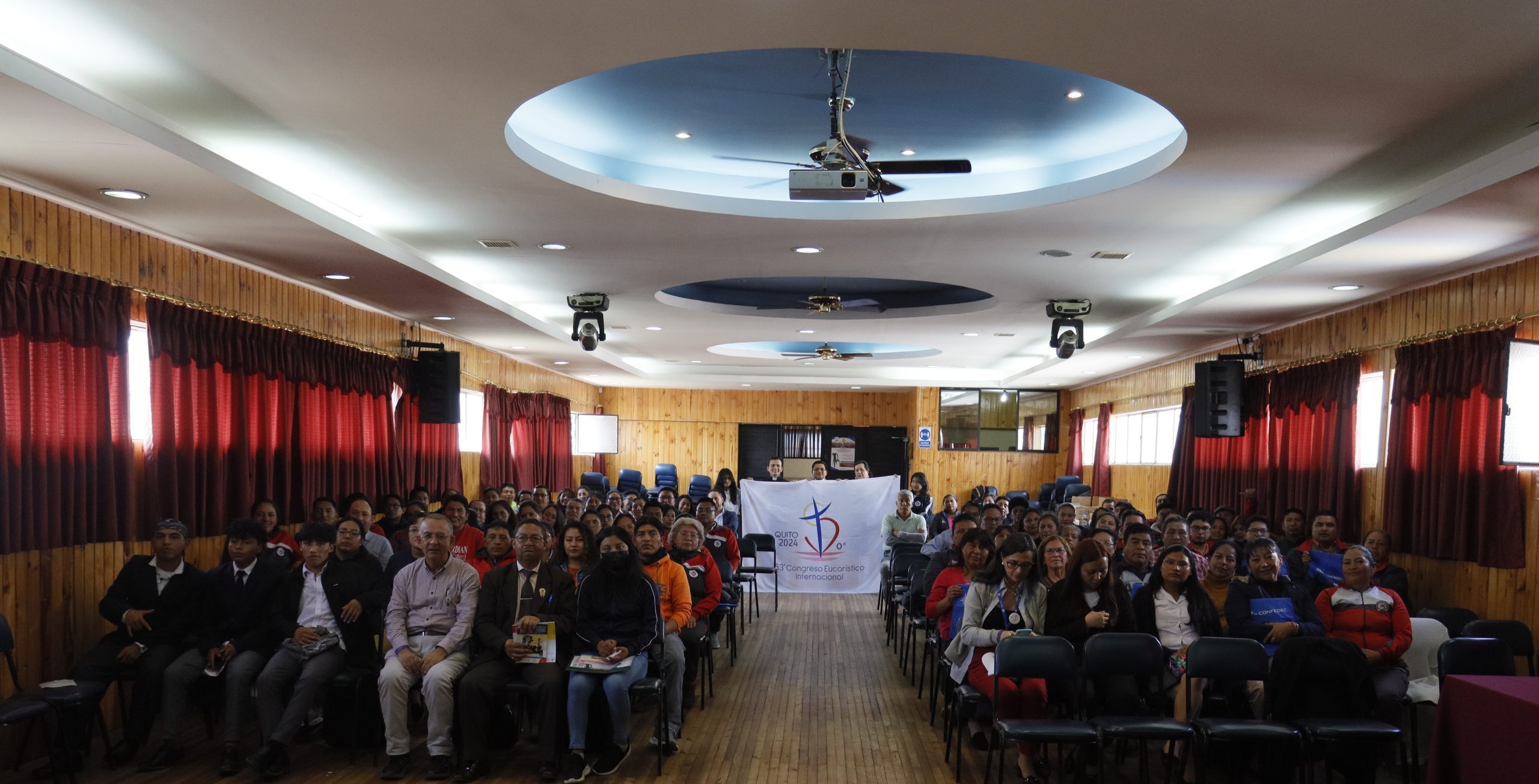 La Caravana de la Fraternidad visitó la provincia de Chimborazo La Caravana de la Fraternidad visitó la provincia de Chimborazo