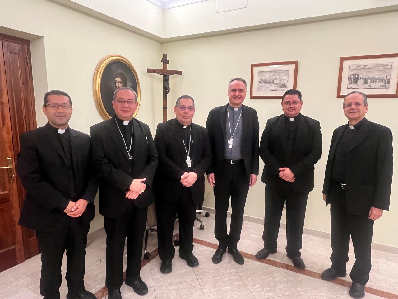 La Fraternidad para sanar el mundo La Fraternidad para sanar el mundo