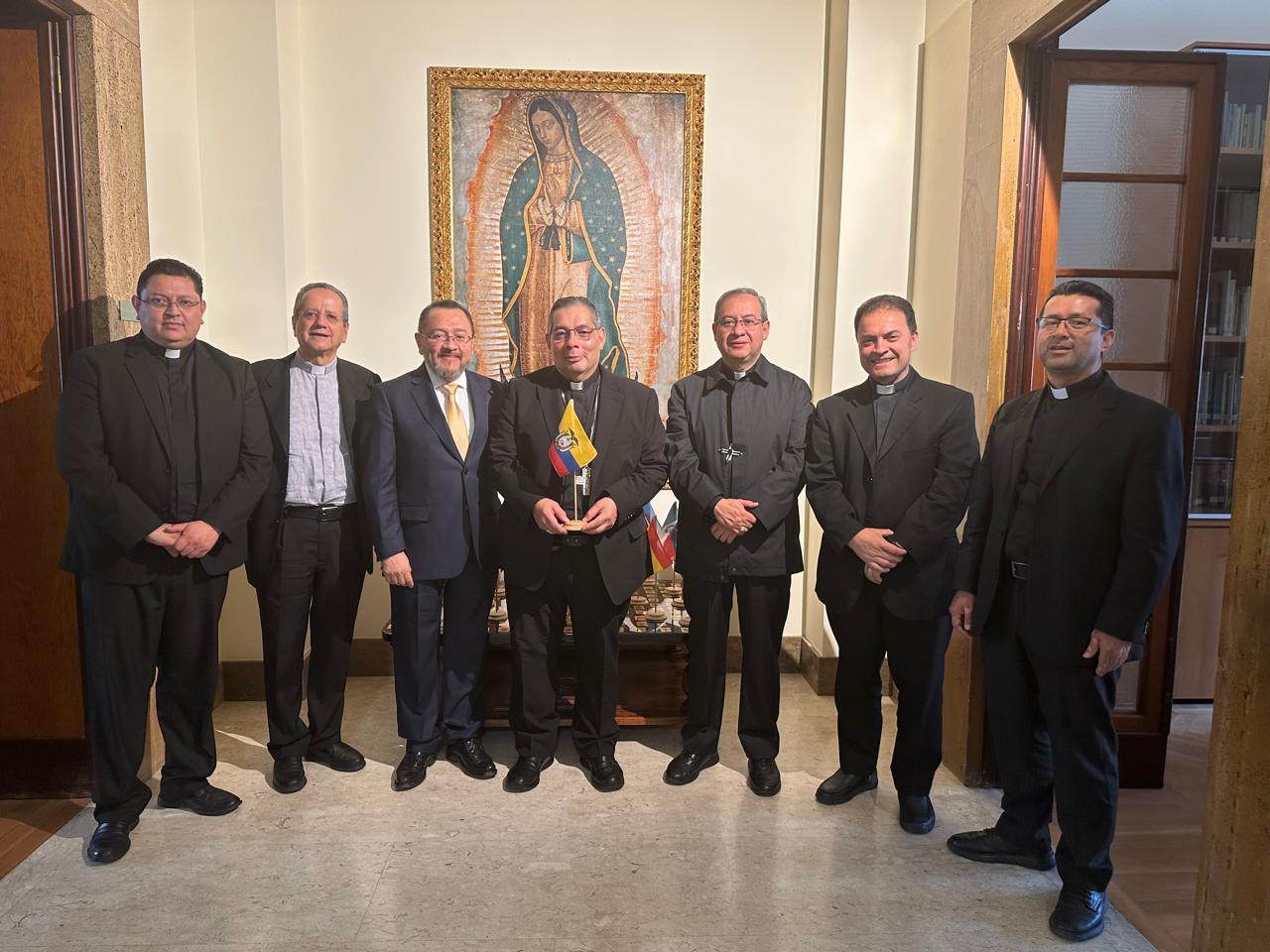 Un encuentro fraterno con la Pontificia Comisión de América Latina Un encuentro fraterno con la Pontificia Comisión de América Latina