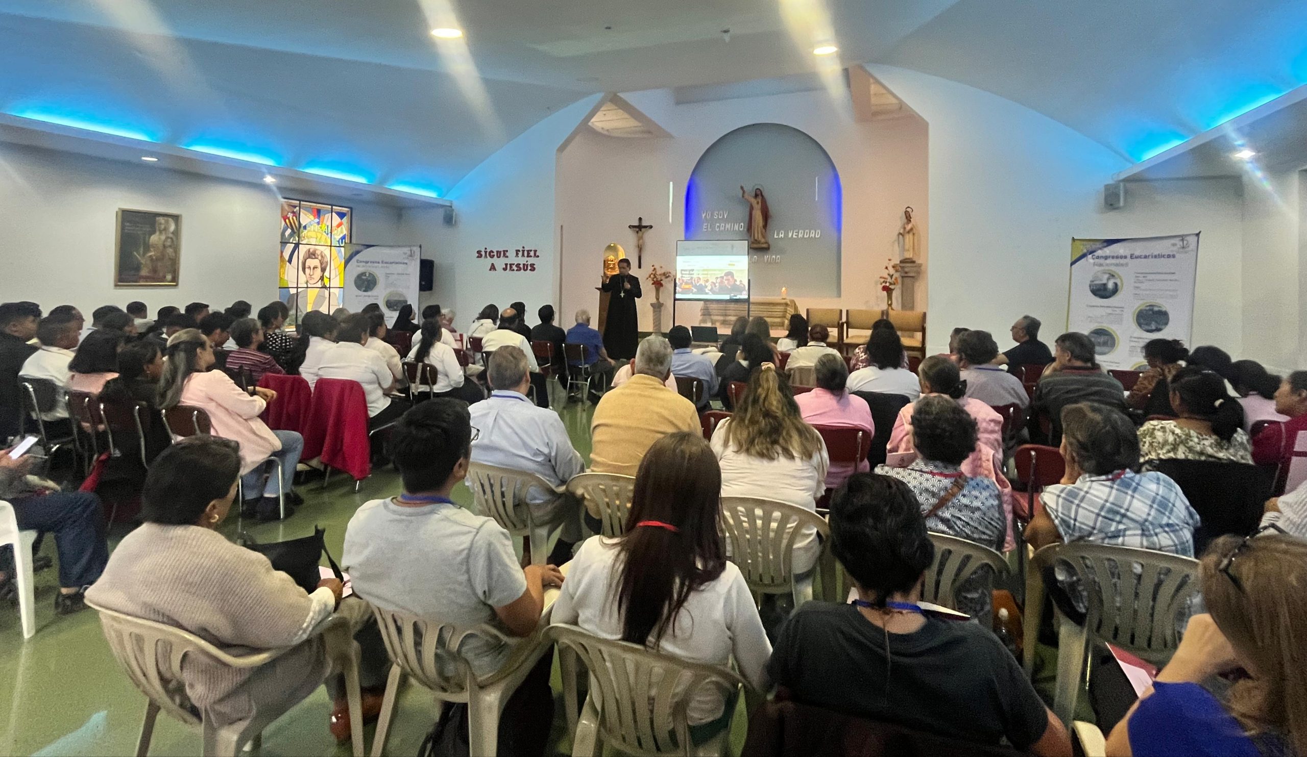 La Vicaría de Nuestra Señora de El Quinche promueve la participación de los laicos en el 53 Congreso Eucarístico Internacional La Vicaría de Nuestra Señora de El Quinche promueve la participación de los laicos en el 53 Congreso Eucarístico Internacional