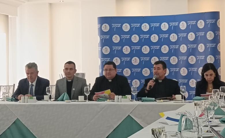 Expreso: Ecuador se prepara para el Congreso Eucarístico Internacional Expreso: Ecuador se prepara para el Congreso Eucarístico Internacional