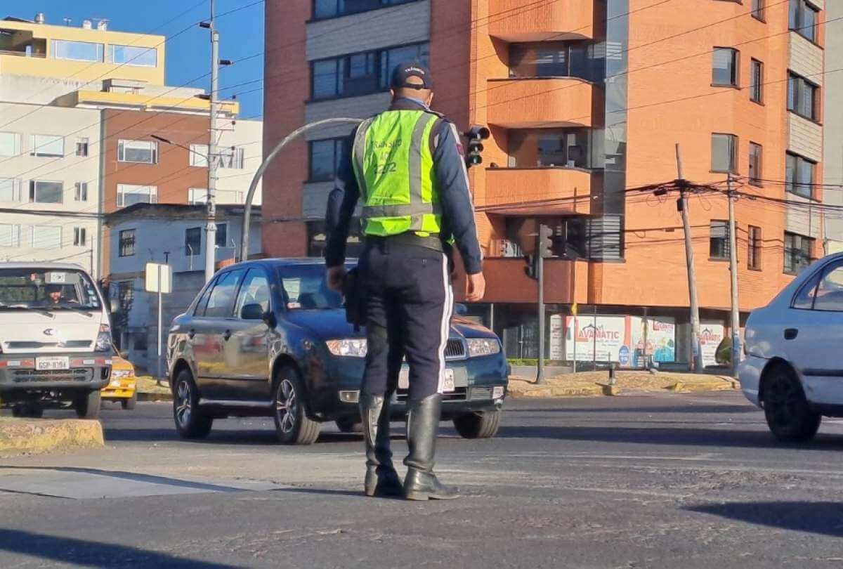 EL TELEGRAFO: Cierres viales por inauguración del Congreso Eucarístico Internacional EL TELEGRAFO: Cierres viales por inauguración del Congreso Eucarístico Internacional